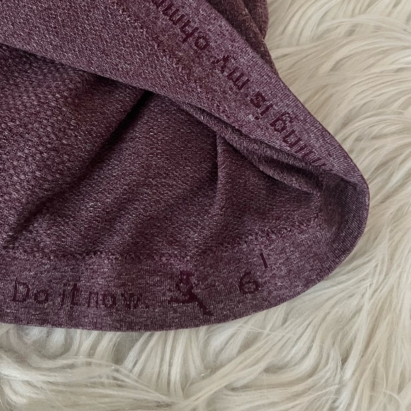 {Lululemon} Run: Swiftly Tech 1/2 Zip Long Sleeve in Heathered Plum - Womens 6 - Picture 9 of 10